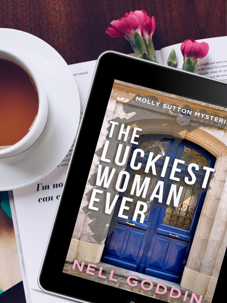 The Luckiest Woman Ever (Molly Sutton Mysteries 2): Ebook