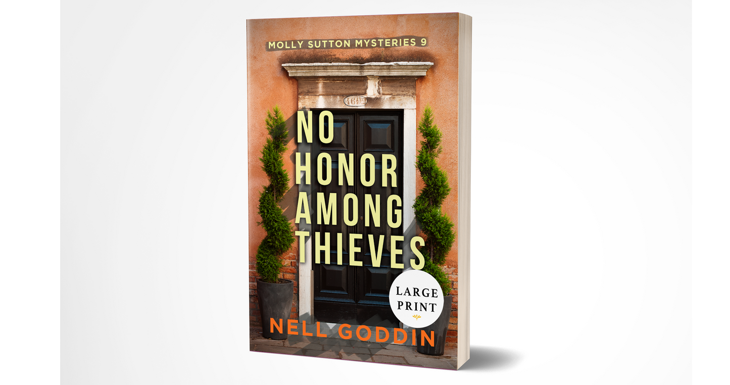 No Honor Among Thieves (Molly Sutton Mysteries 9): large print