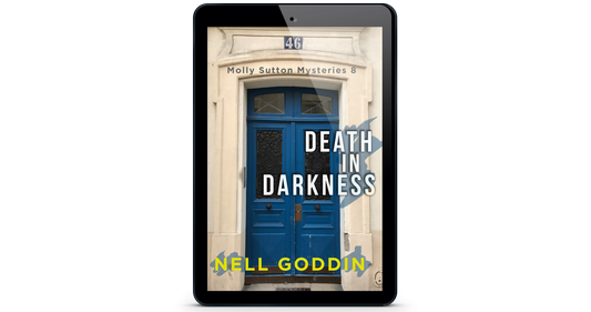 Death in Darkness (Molly Sutton Mysteries 8)